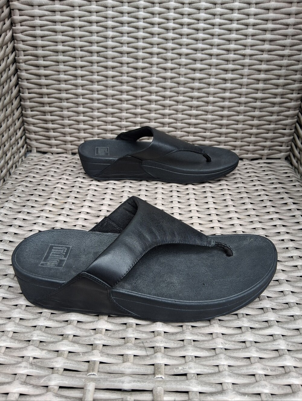 Fitflop  Black Leather  Sandals